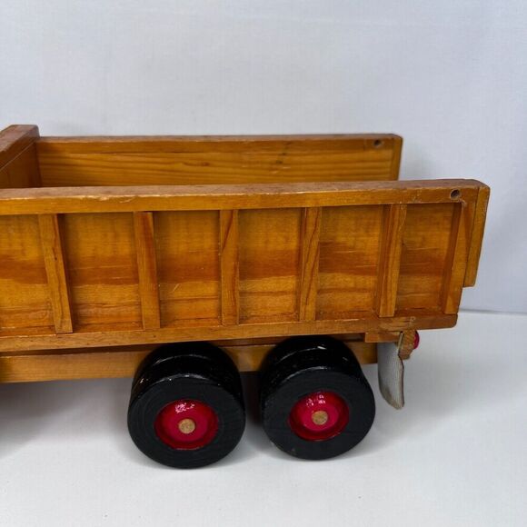 Wooden Dump Truck "Heron Bay" Logo w/ Heron Pic -  Rolls and Bed Lifts - Picture 5 of 14